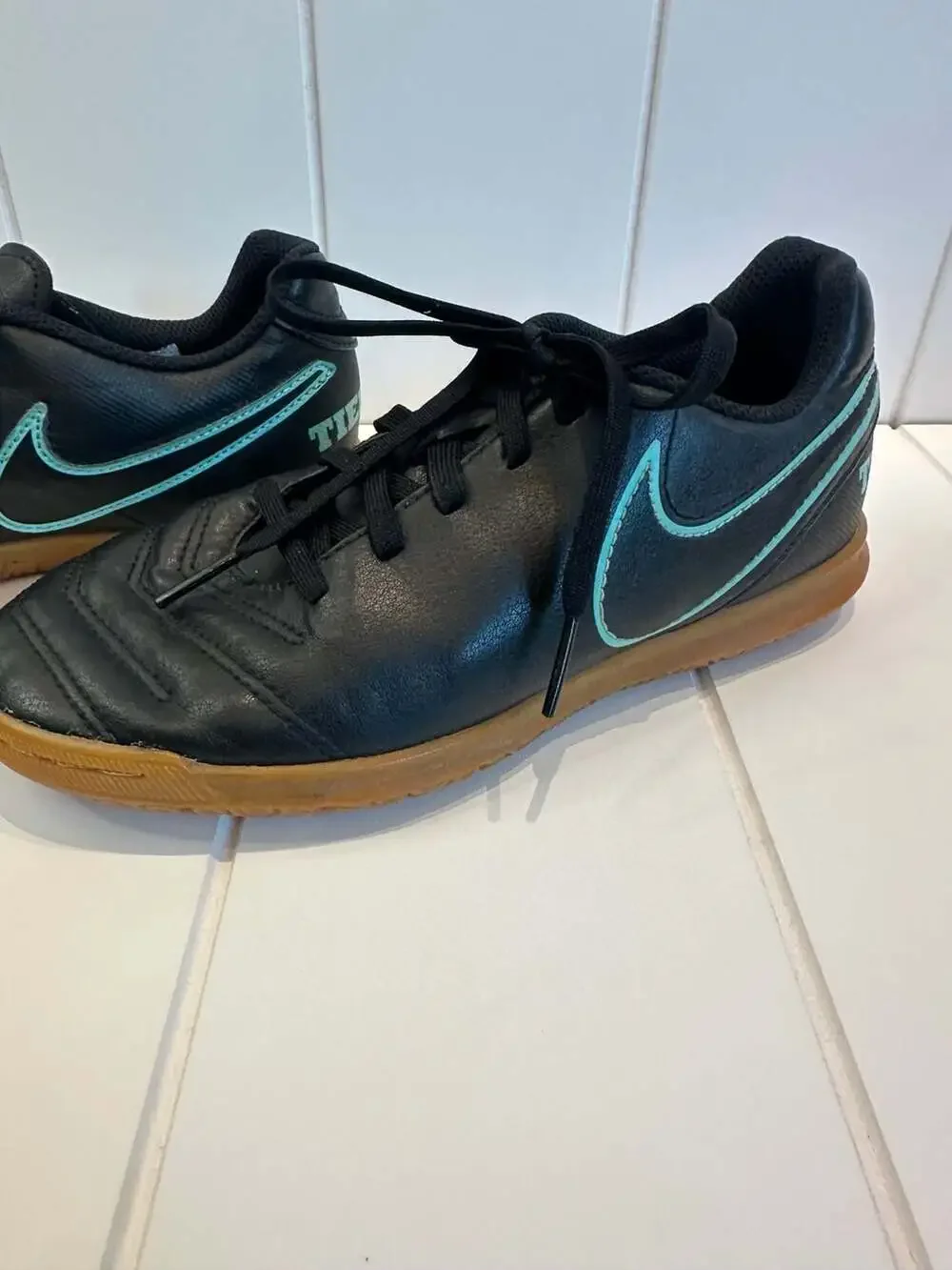Nike TiempoX Rio III Indoor Soccer Shoes Black/Turquoise Size 3Y
